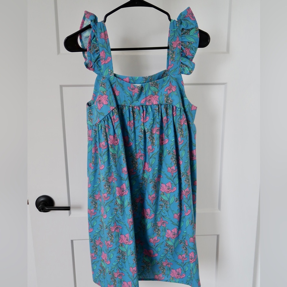 Cute chic dress